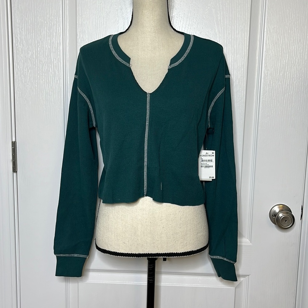 Split Neck Thermal green Crop Top